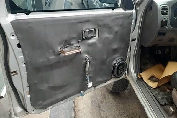 تصویر 5 از قیمت قیر درب خودرو + خرید باور نکردنی